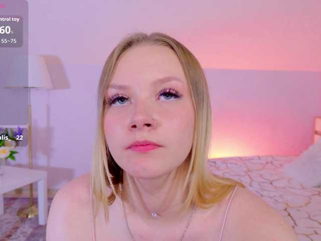 StaceyyJones live cam on BongaCams