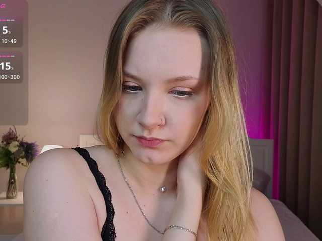StaceyyJones live cam on BongaCams