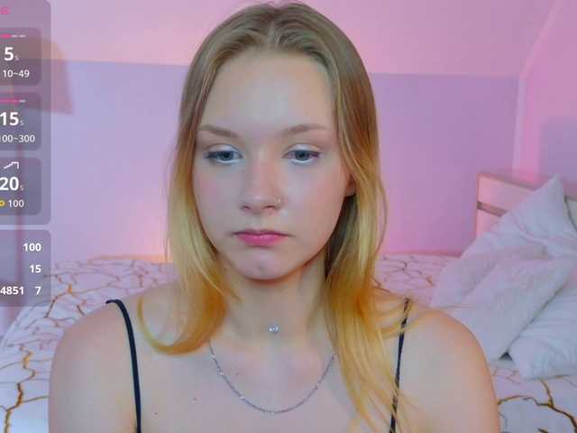 StaceyyJones live webcam show