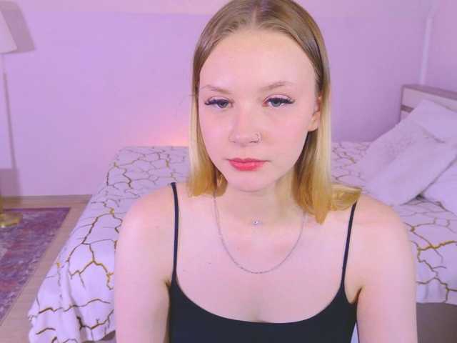 StaceyyJones live cam on BongaCams