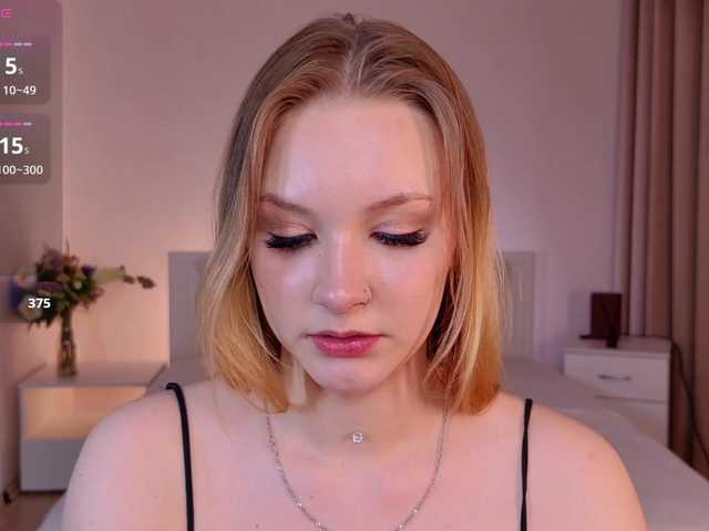 StaceyyJones live cam on BongaCams