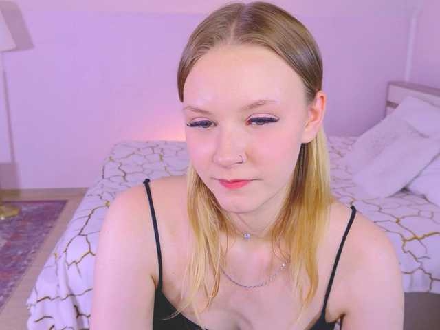 StaceyyJones live cam on BongaCams