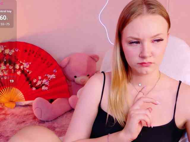 StaceyyJones webcam