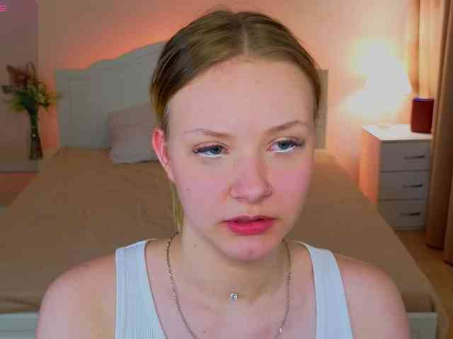 StaceyyJones webcam