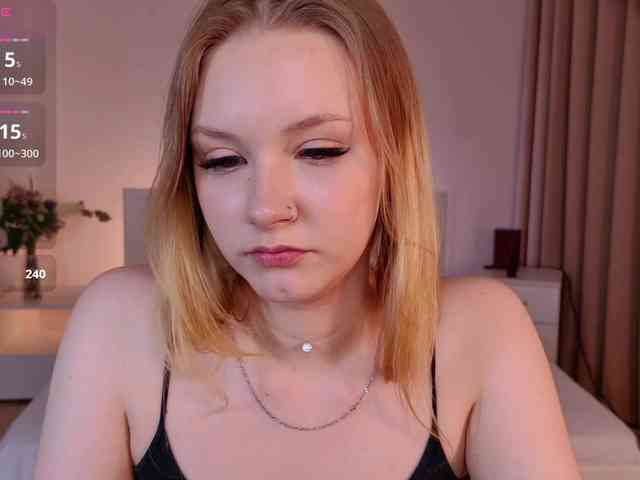 StaceyyJones webcam