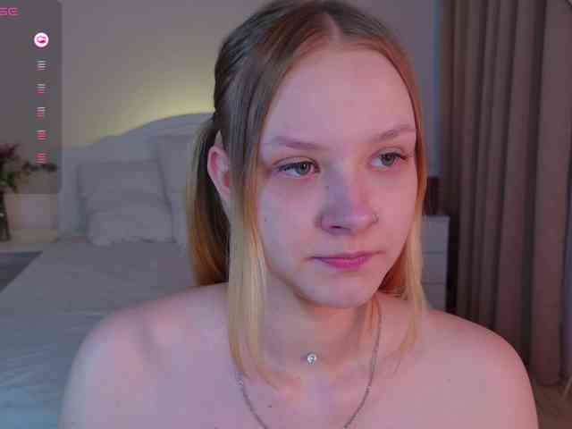 StaceyyJones webcam