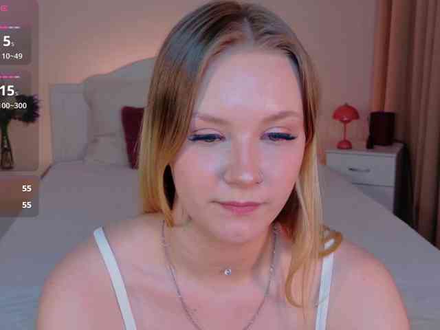 StaceyyJones webcam