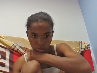 Emelie1a Porn Show