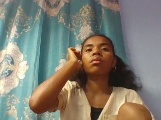 Emelie1a's Live Webcam