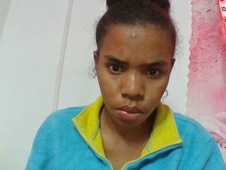 Emelie1a's Live Webcam