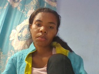 Emelie1a