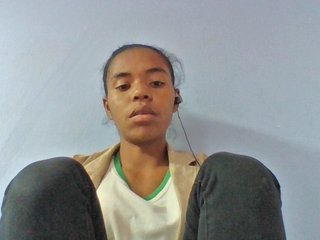 Emelie1a's Live Webcam