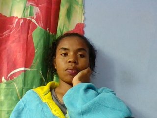 Emelie1a