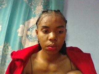Emelie1a's Live Webcam