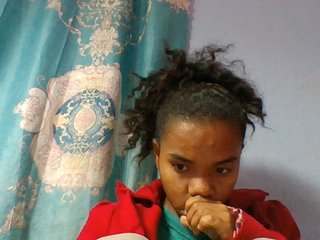 Emelie1a's Live Webcam