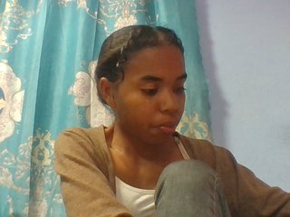 Emelie1a's Live Webcam