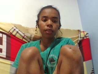 Emelie1a's Live Webcam