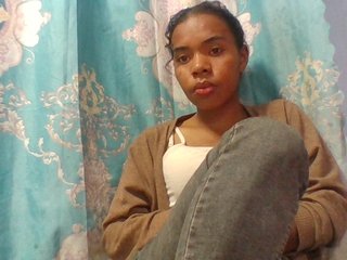 Emelie1a's Live Webcam