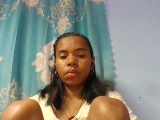 Emelie1a's Live Webcam