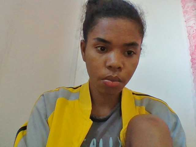 Emelie1a