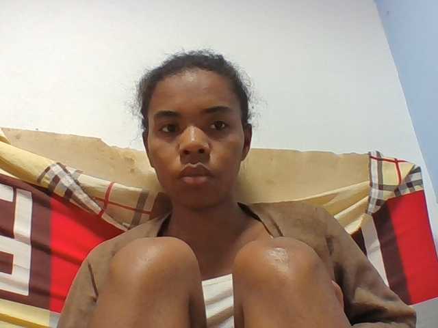 Emelie1a live webcam show