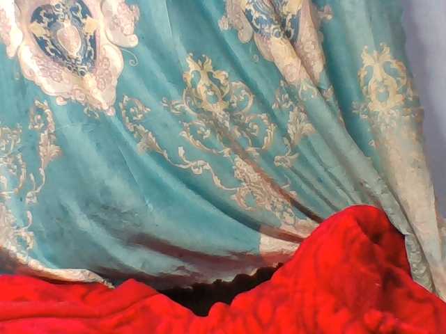 Emelie1a live cam on BongaCams