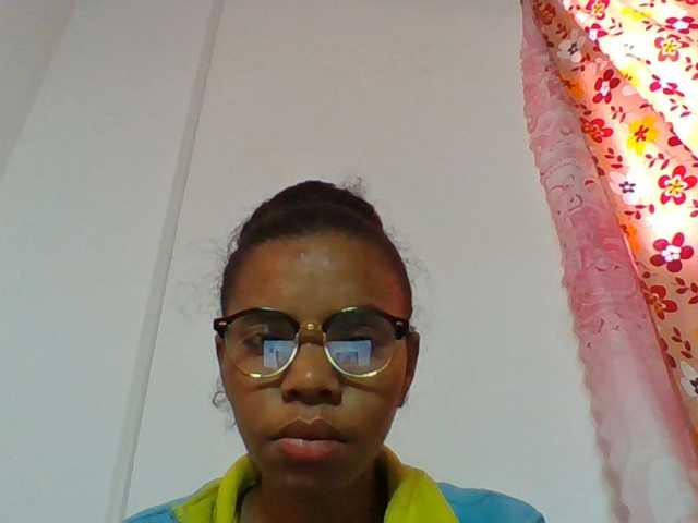 Emelie1a
