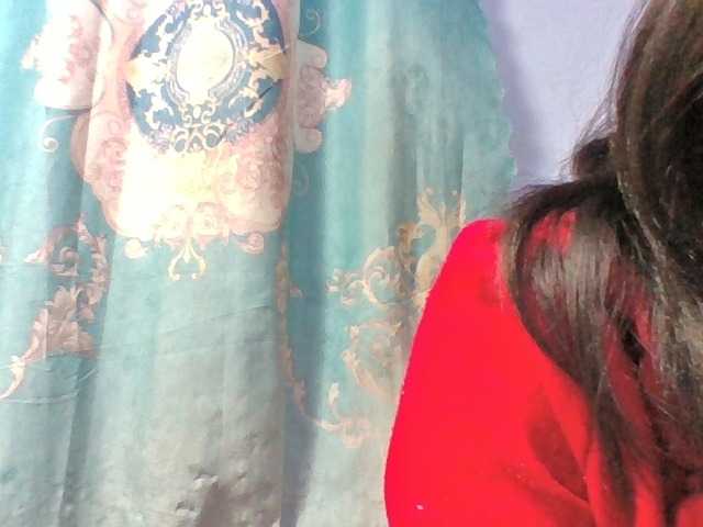 Emelie1a live cam on BongaCams