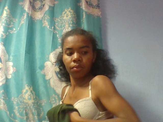 Emelie1a