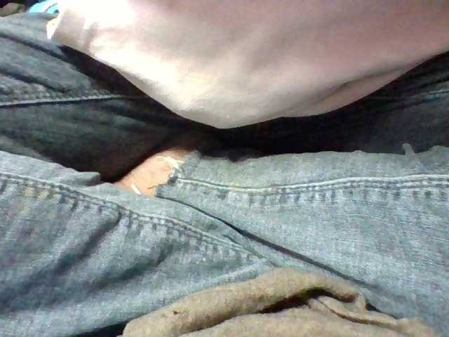 Emelie1a live cam on BongaCams