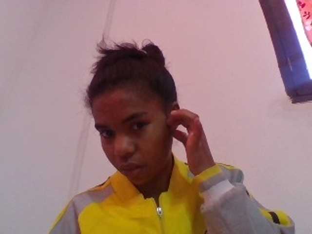 Emelie1a