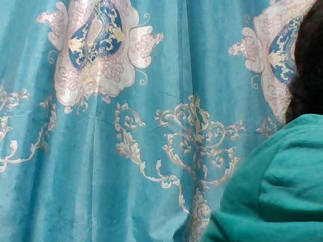 Emelie1a live cam on BongaCams