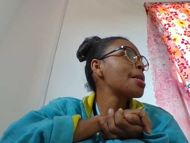 Emelie1a
