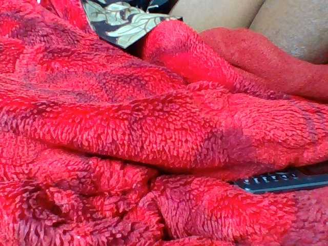 Emelie1a live cam on BongaCams