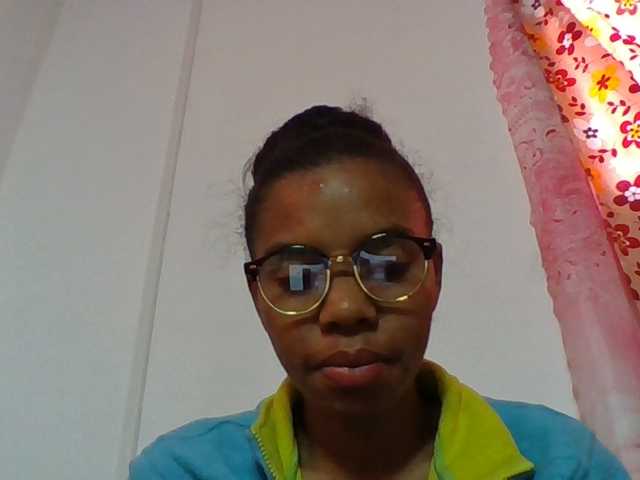 Emelie1a