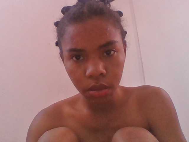 Emelie1a