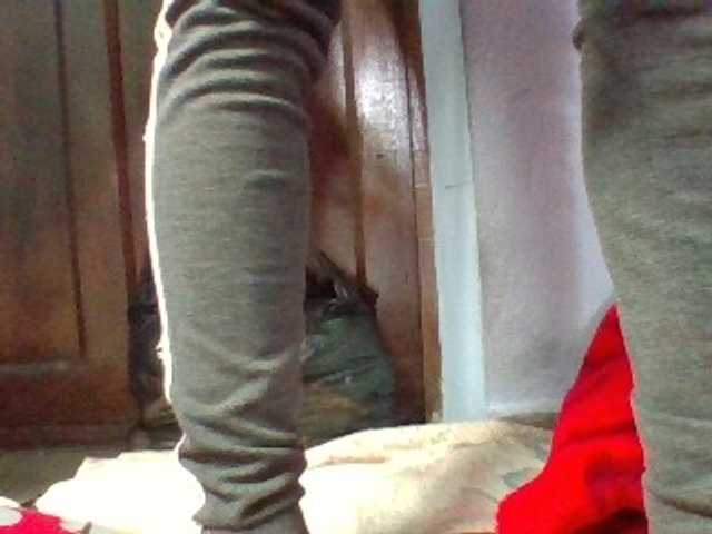 Emelie1a live cam on BongaCams