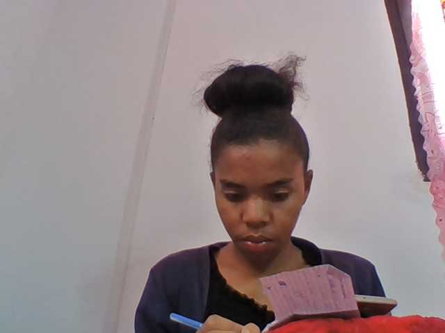 Emelie1a