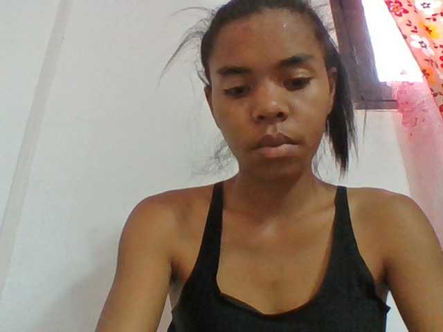 Emelie1a live cam on BongaCams