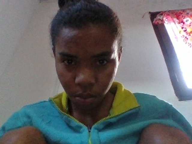 Emelie1a