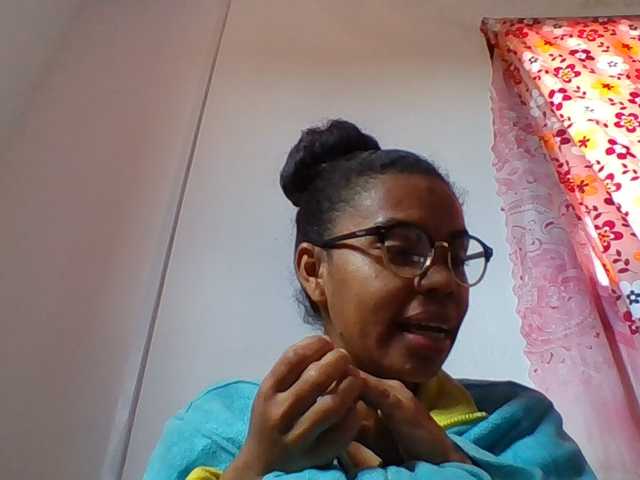 Emelie1a