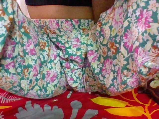 Emelie1a live cam on BongaCams