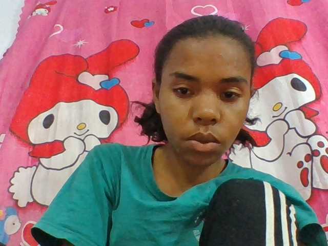 Emelie1a live cam on BongaCams