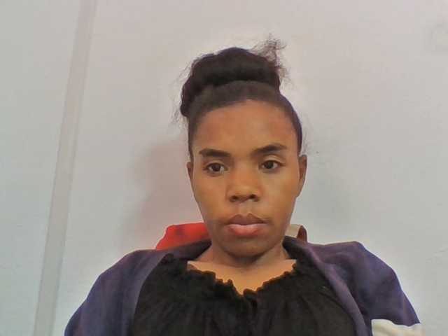 Emelie1a live cam on BongaCams