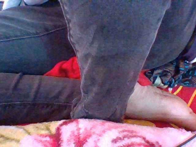 Emelie1a live cam on BongaCams