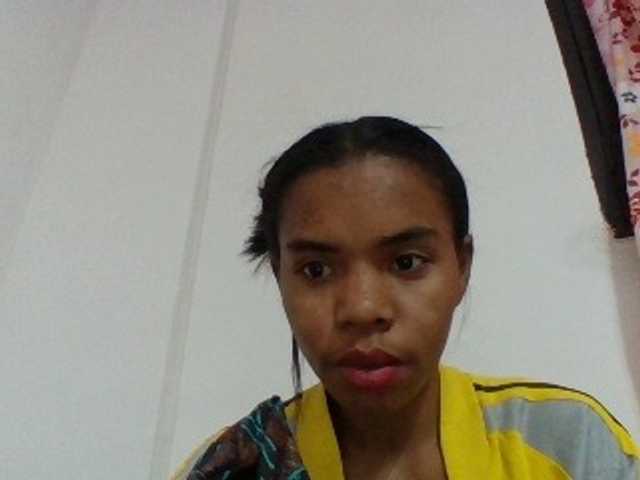 Emelie1a live cam on BongaCams