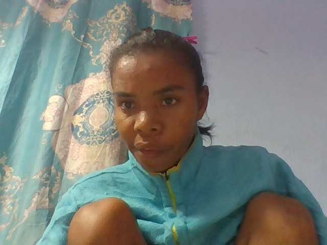 Emelie1a