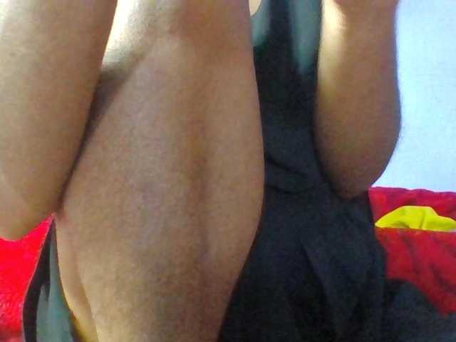 Emelie1a live cam on BongaCams