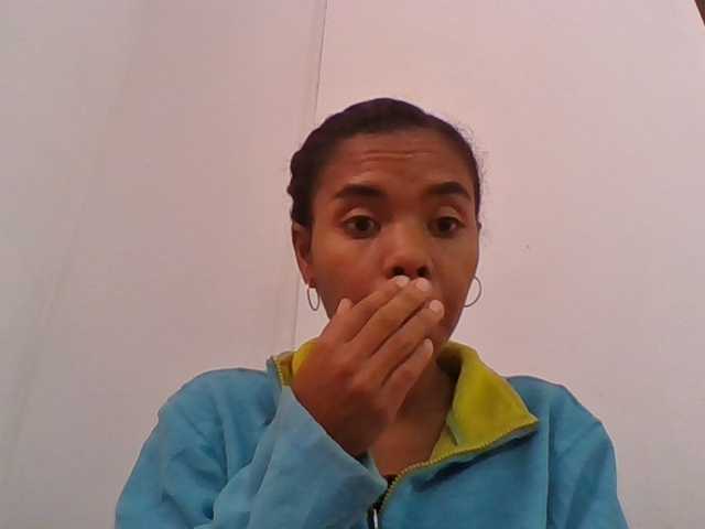 Emelie1a live cam on BongaCams