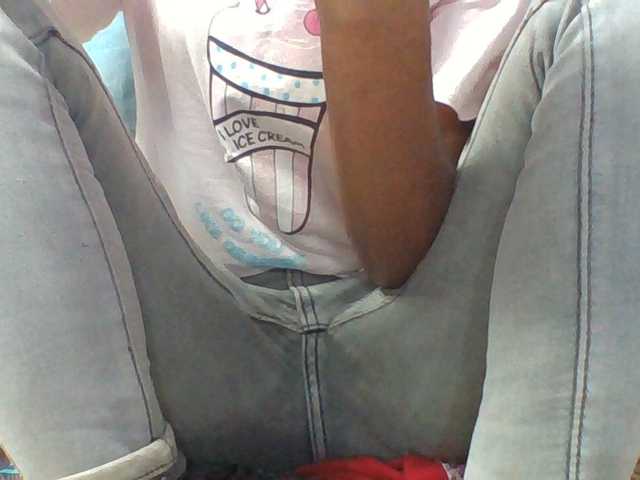 Emelie1a
